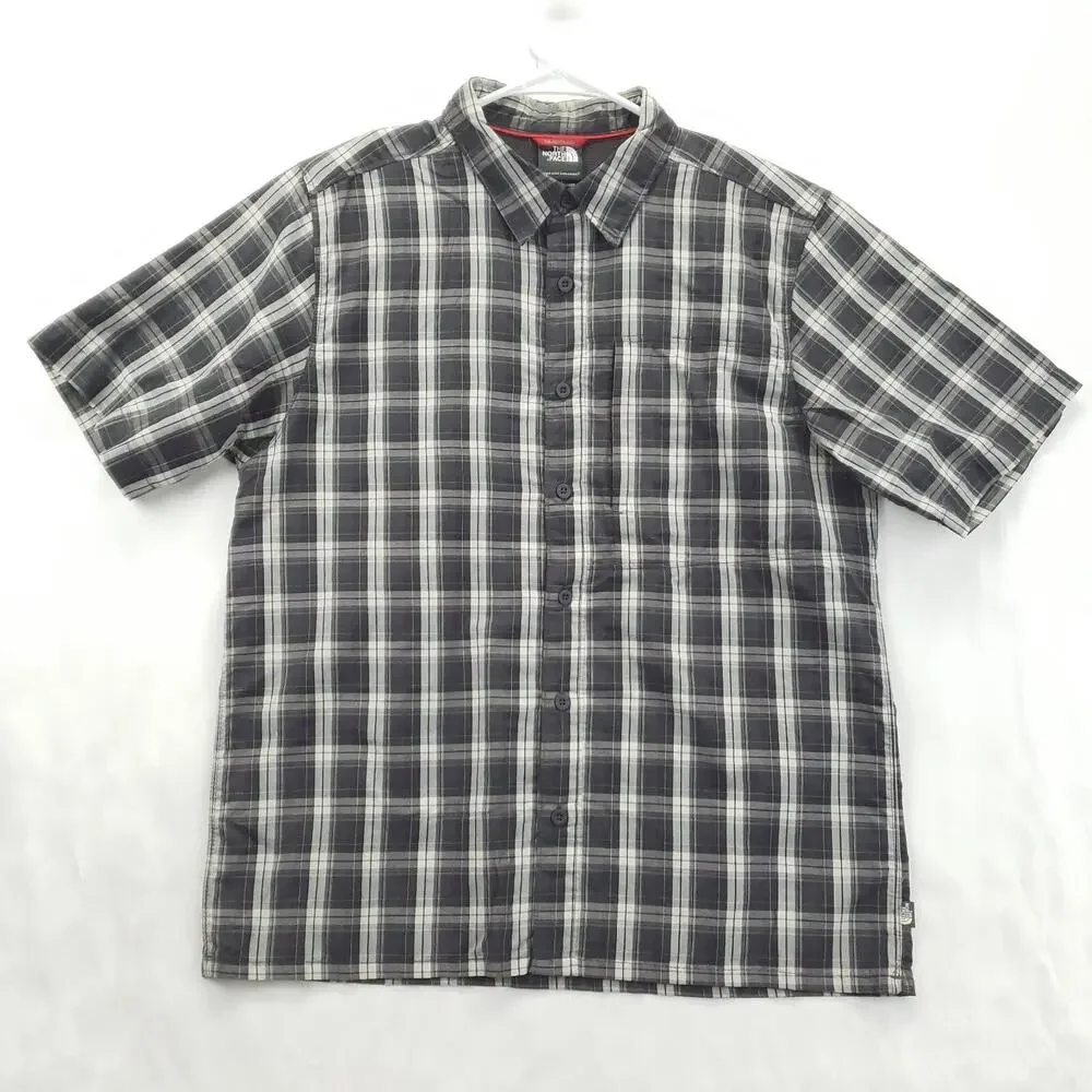 The North Face Shirt Men Medium Black White Plaid Short Sleeve Classic Button-Up
